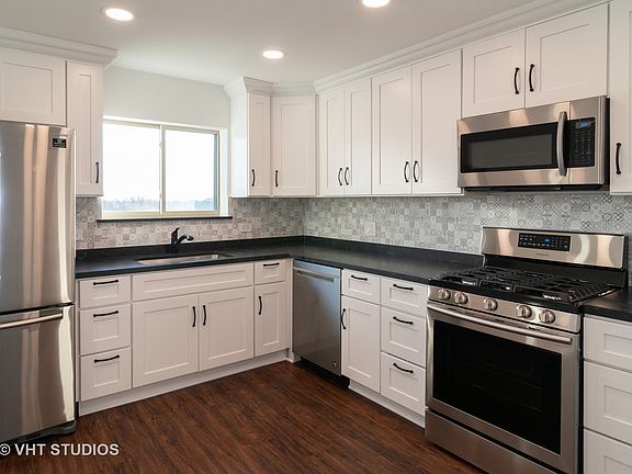 5th image of 251 Marengo Ave #7FS