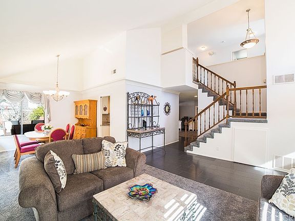 2nd image of 23959 Columbia Ct