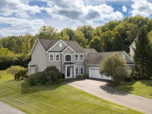 4409 Winding Creek Rd, Manlius, NY 13104