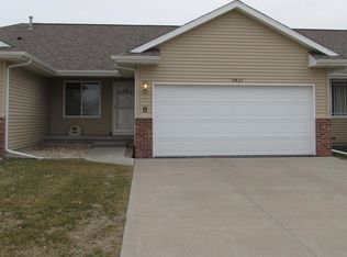 3421 Banar Dr SW, Cedar Rapids, IA 52404