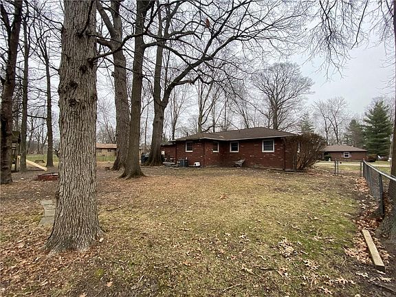 4th image of 2207 Donna Dr