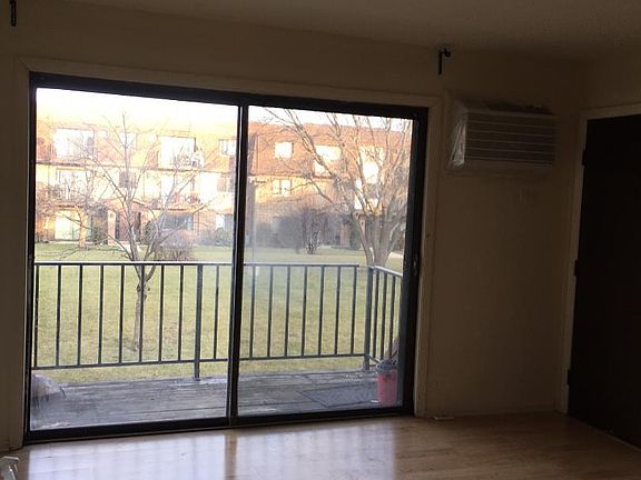 2nd image of 3626 Salem Walk APT B1