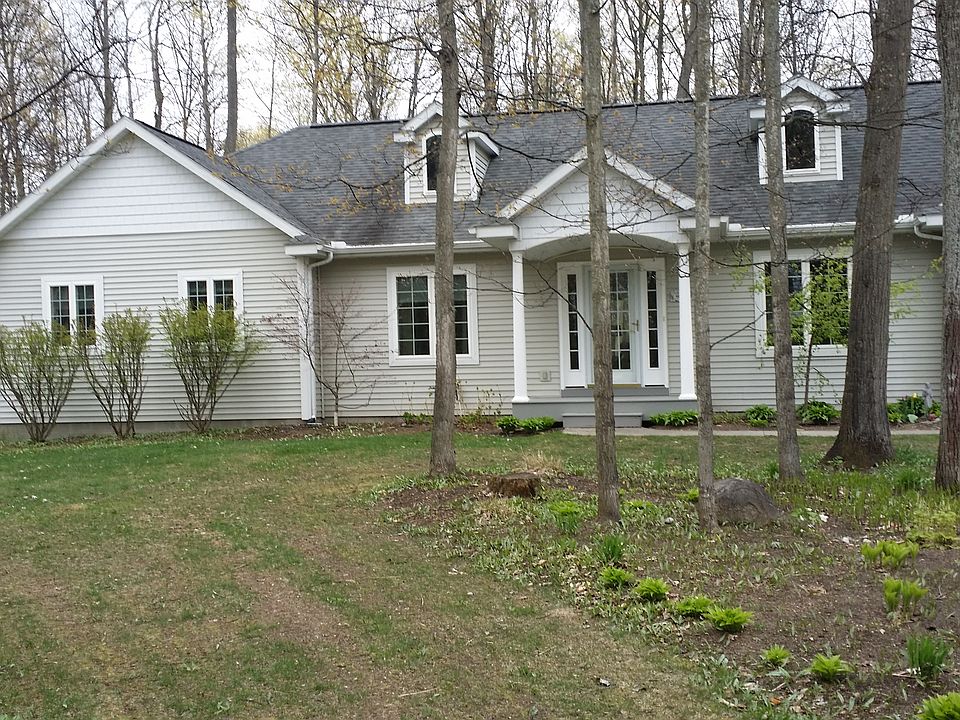 1st image of 4636 Arbor Grove Dr