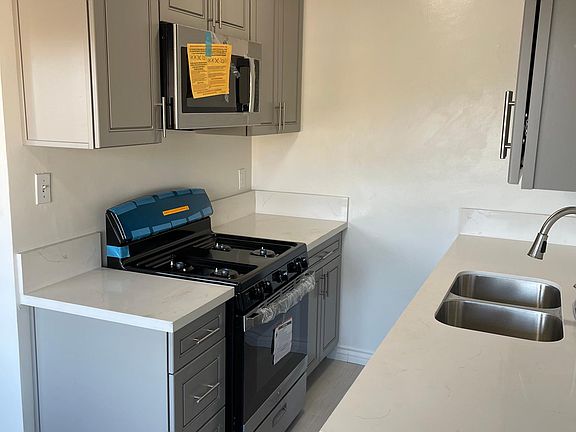 4th image of 303 S Almansor St #213