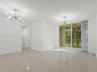 9805 NW 52nd St APT 207, Doral, FL 33178