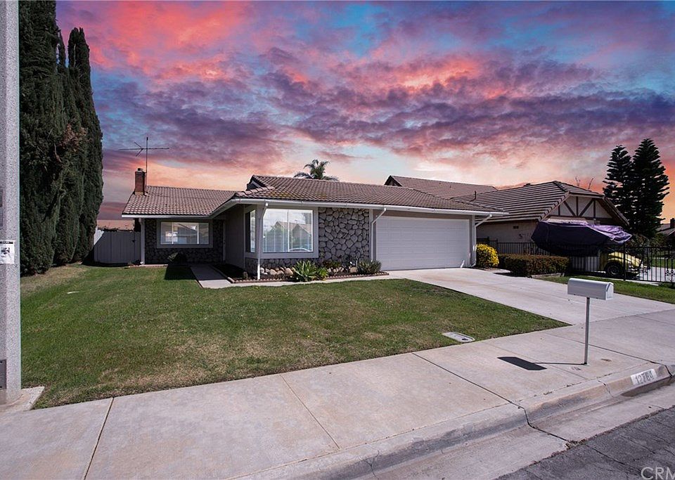 1st image of 12764 Shadybend Dr