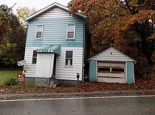 250 Cliff Mine Rd, Coraopolis, PA 15108