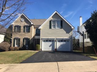 10 Sullivan Dr, Basking Ridge, NJ 07920