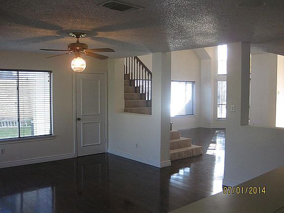 4th image of 13014 Hollow Brook Dr