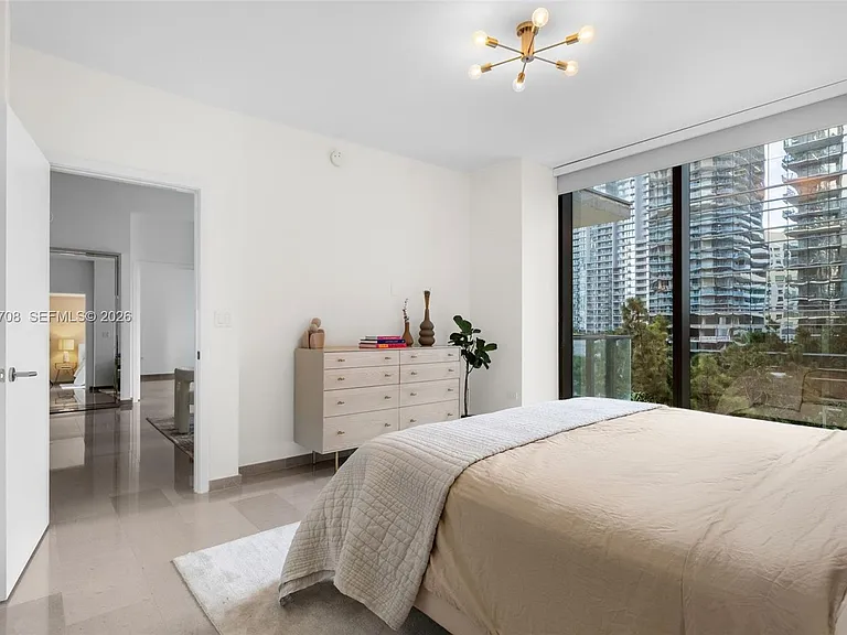 88 SW 7th St #809 — Photo 12