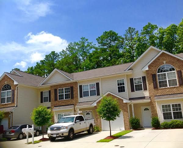 1st image of 505 Settlement Ln