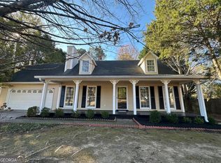 3061 Brooks Dr, Snellville, GA