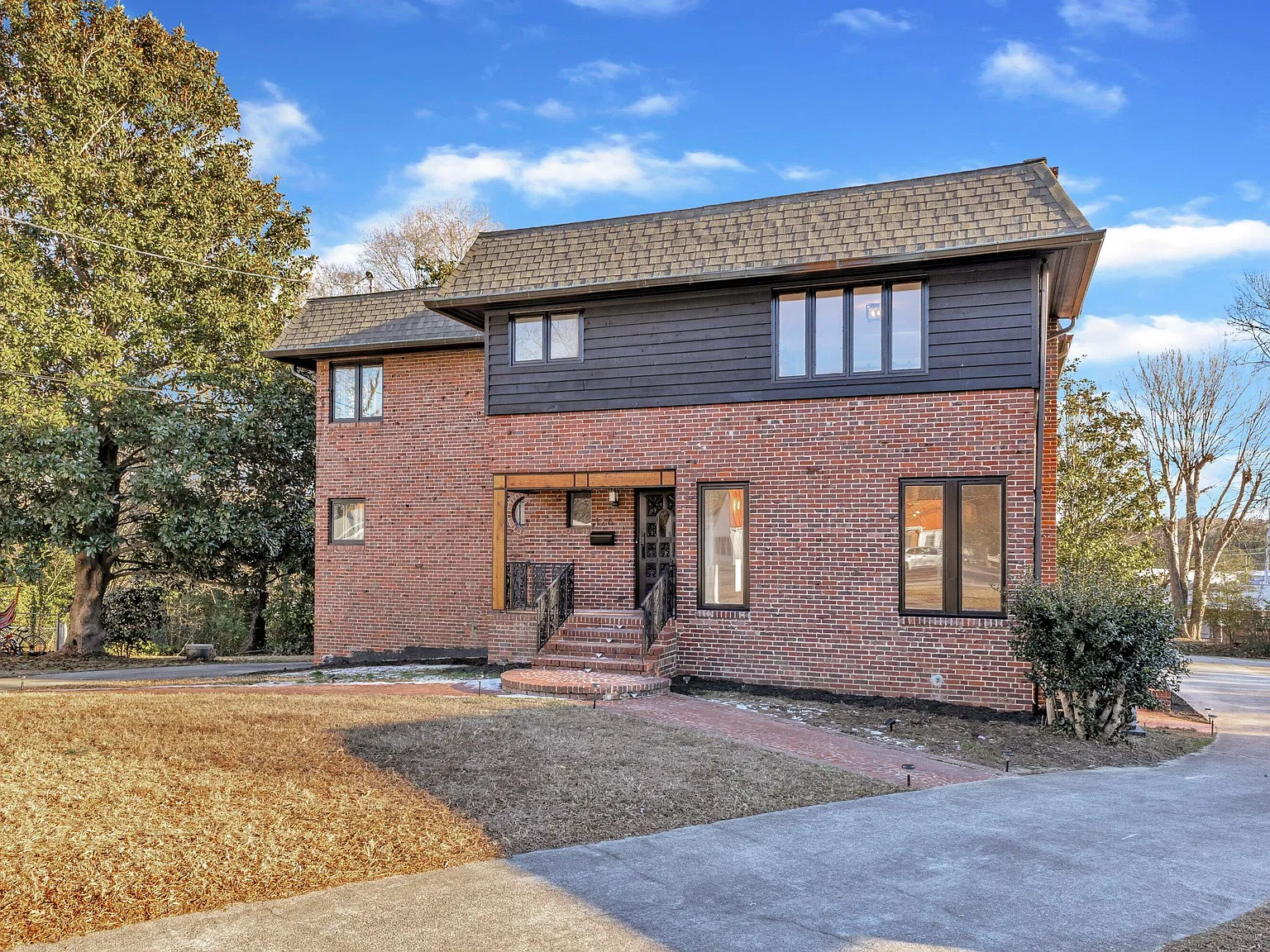 4 bed, 3.5 bath, 3067 sqft, $2,400 — Photo 3