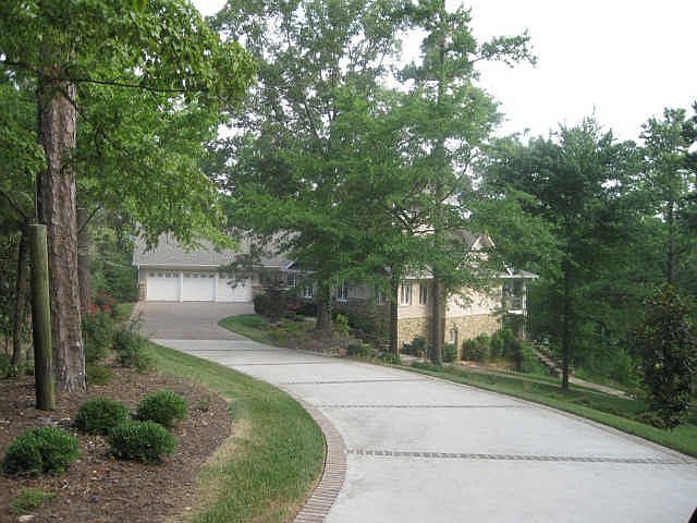 1st image of 6500 Wildwood Trl