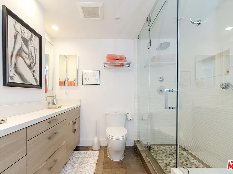 4335 Marina City Dr #642 — Photo 20