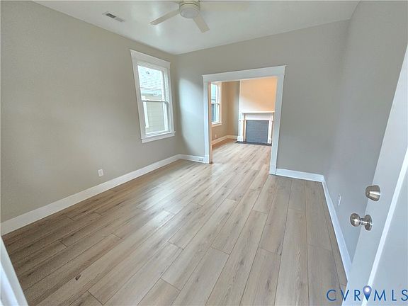 3rd image of 2102 5th Ave