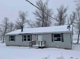 9941 E Sanborn Rd, Merritt, MI 49667