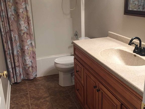 5th image of 9032 W 140th St APT 1B