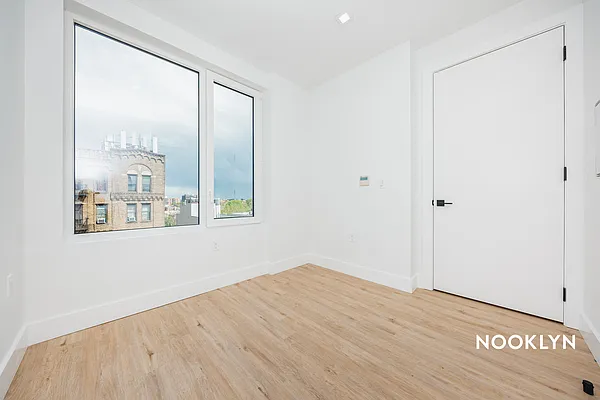 Rented by Nooklyn NYC LLC | media 22