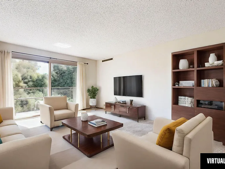 210 W Grant St #204 — Photo 1