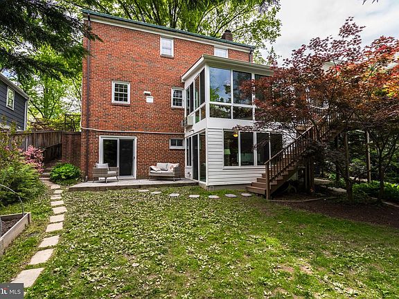 3rd image of 5206 Saratoga Ave