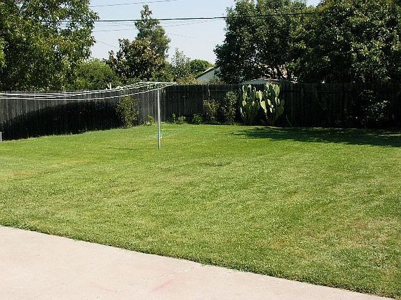 Huge Back yard!