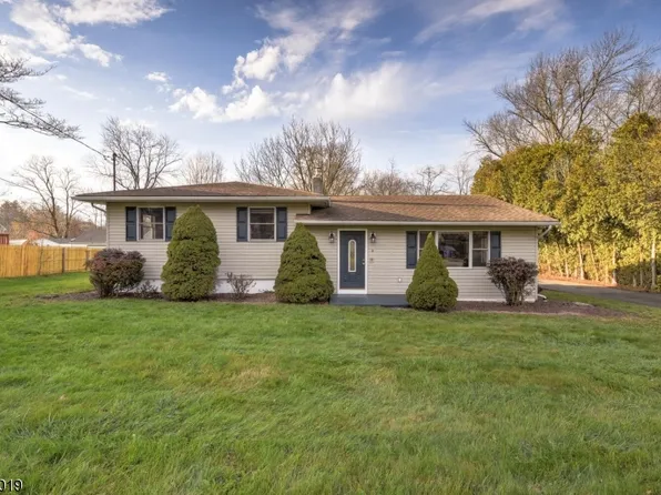 5 Water St, Independence Twp., NJ 07840