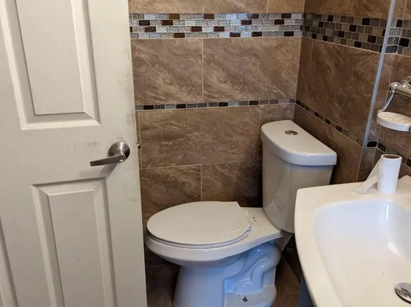 3023 Saint Clair St, Detroit, MI 48214