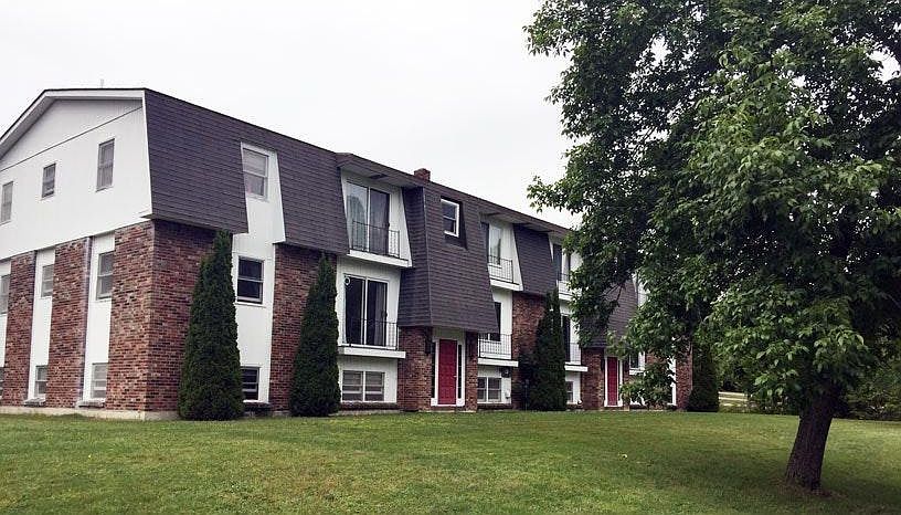 Craigville Estates - Building 1
