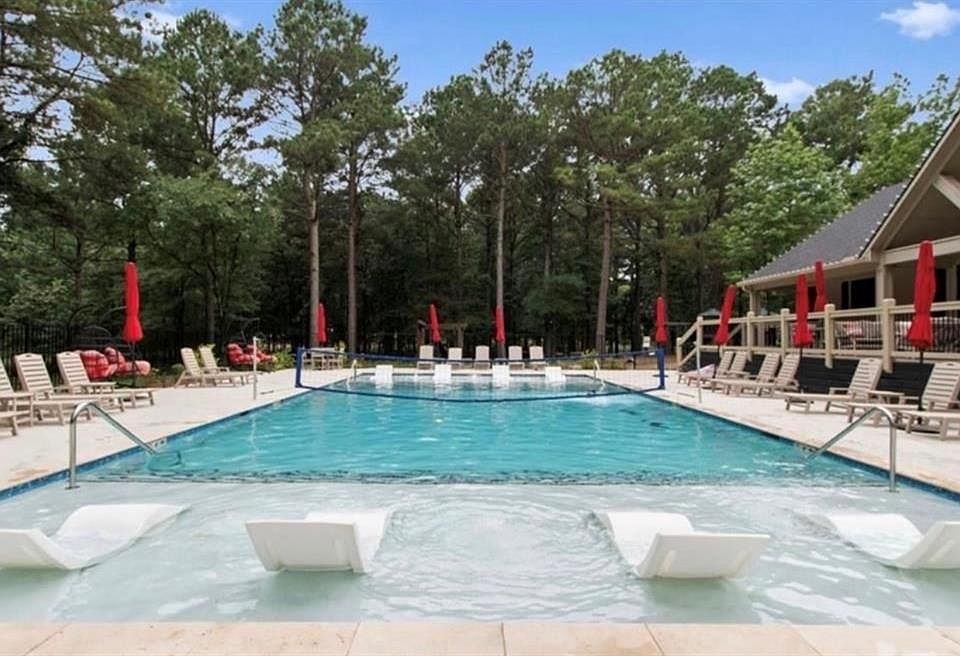 1st image of 640 NE Three Creeks Rd Lot 40