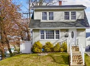 388 Parker Ave, Hackensack, NJ 07601
