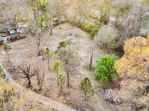 4th image of 248 Jones Rd #1