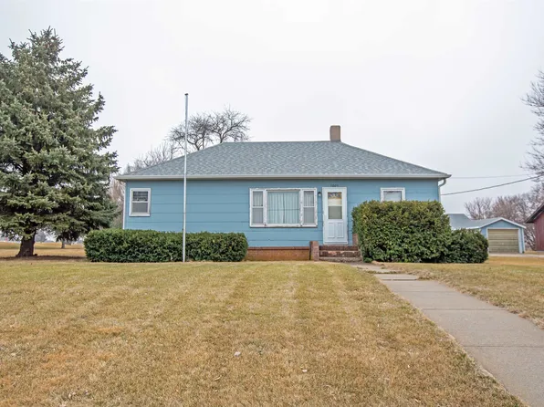 1009 Kellogg St, Bertrand, NE 68927