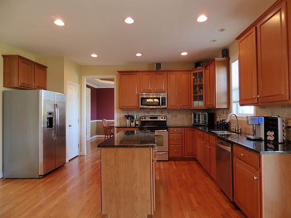 4th image of 5837 Dantawood Ln