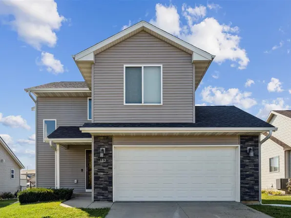 183 Woodstone Ln SW, Cedar Rapids, IA 52404