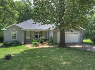 1205 Peterson Rd, Neosho, MO 64850