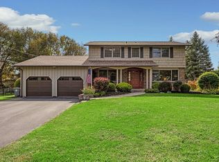 4852 Carey Dr, Manlius, NY 13104
