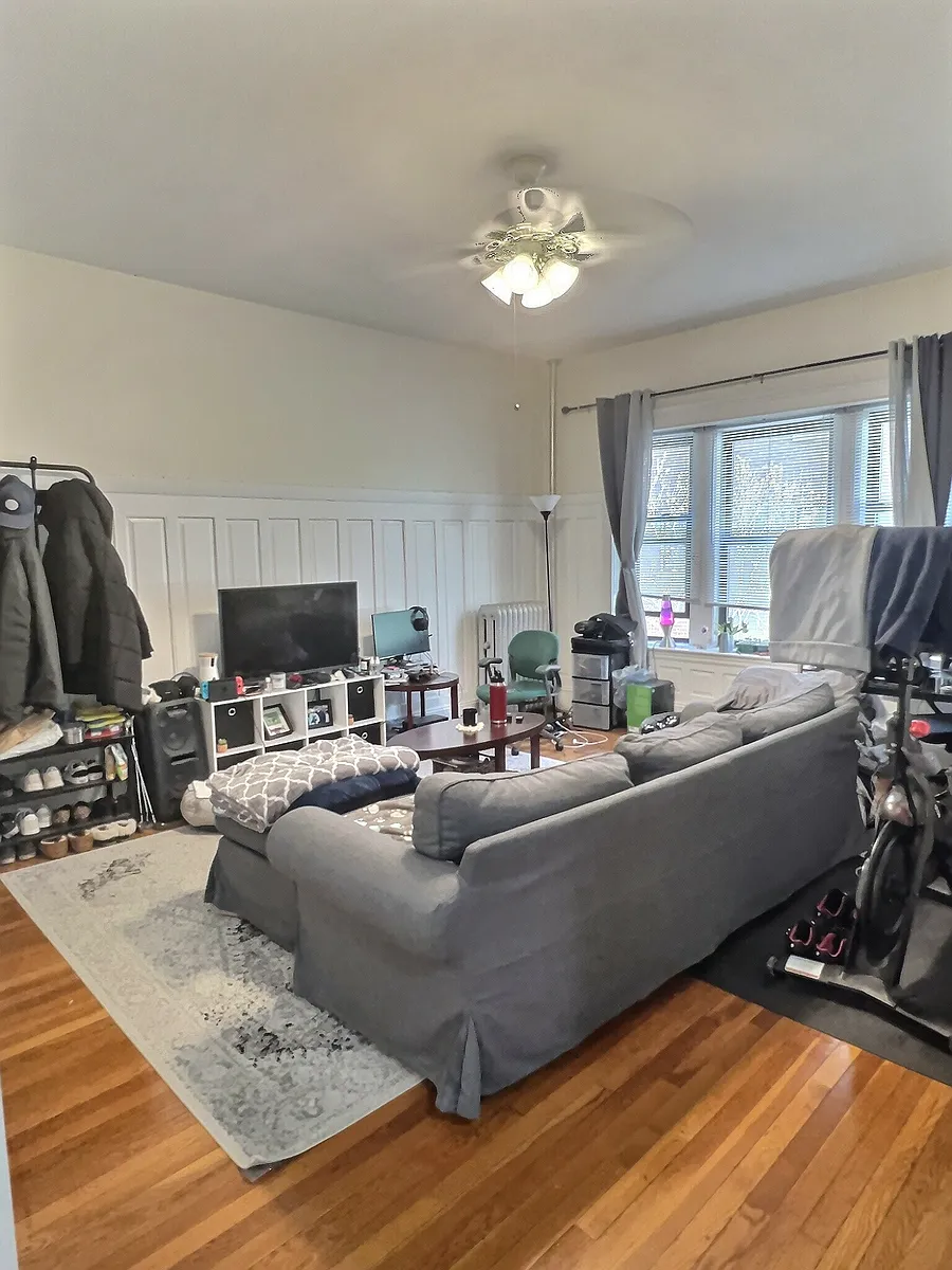 Building Photo - 1482 Beacon St #14