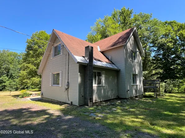 1462 Carvers Falls Lane, Whitehall, NY 12887