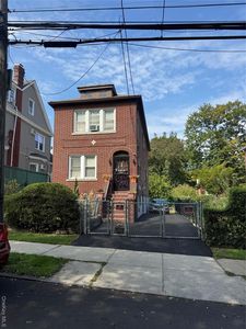 2181 Strang Avenue, Bronx, NY, 10466