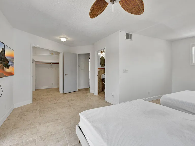217 Marina Dr — Photo 30