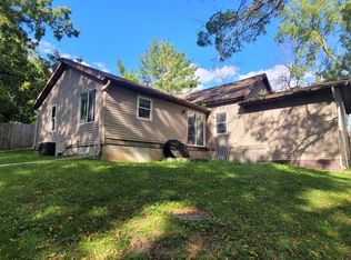 605 Lincoln St SE, Preston, MN 55965