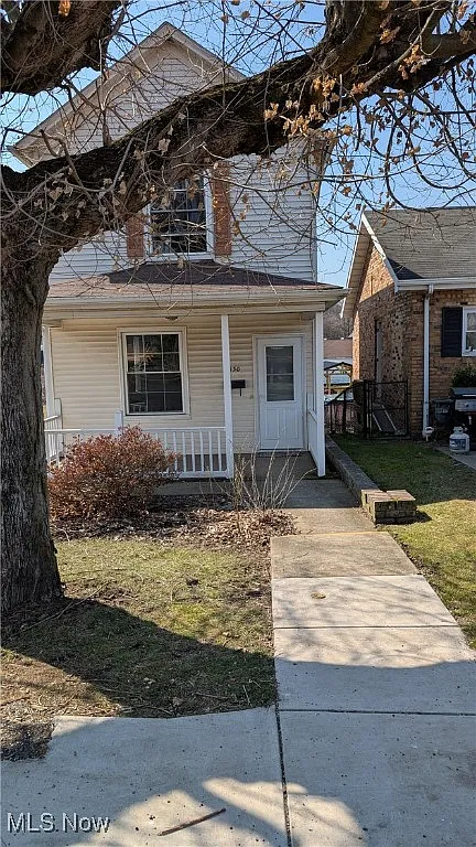 330 3rd St photo 1