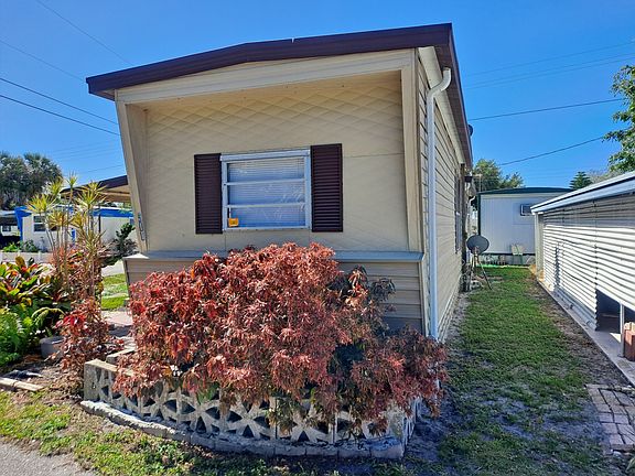 4th image of 5917 14th St W #511