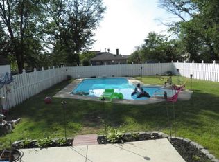 427 Center Ave, Runnemede, NJ 08078