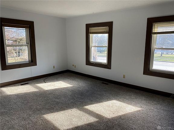 4th image of 2903 Old Troy Pike