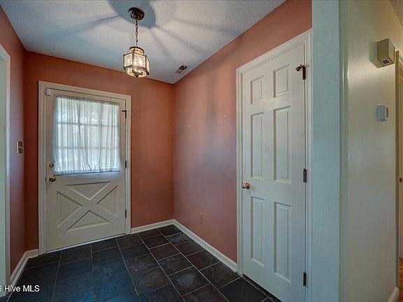 4th image of 4904 Hillandale Road