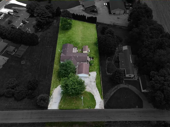 2482 S 400 E, Pierceton, IN 46562
