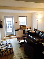 Rented by (Legacy) Elegran