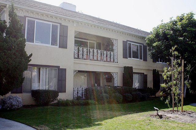 2nd image of 1631 S Pomona Ave Unit D27